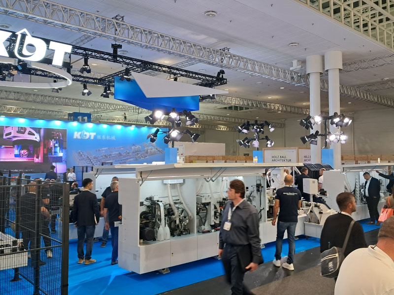Стенд KDT Machinery на международной выставке деревообрабатывающего оборудования LIGNA 2025